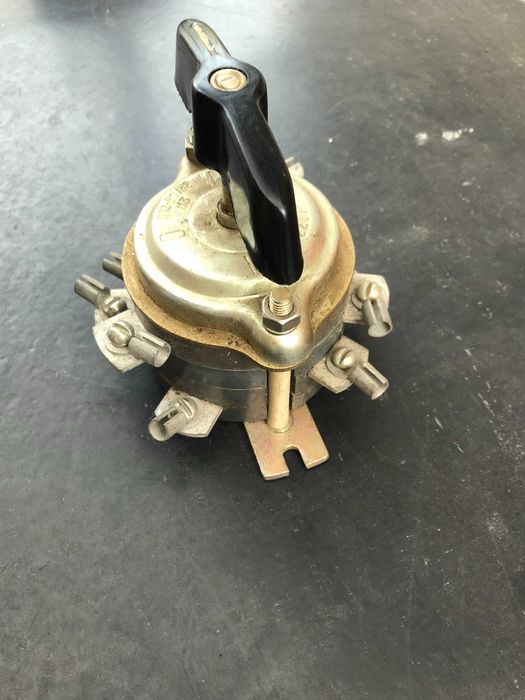 Продам пакетний перемикач ППЗ - 60 на 63 А 220 В та 40 А 380 В