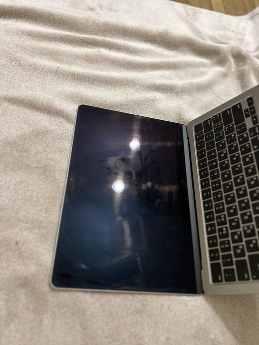 MacBook Air Space Grey, M2, 2022 8GB, 512GB, 13,6” в ідеальному стані
