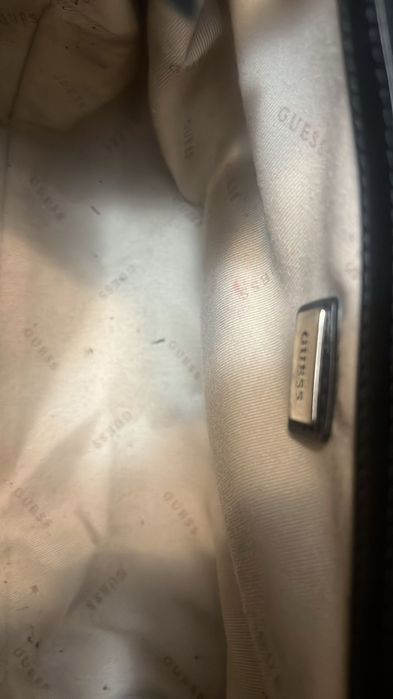 Torebka czarna guess