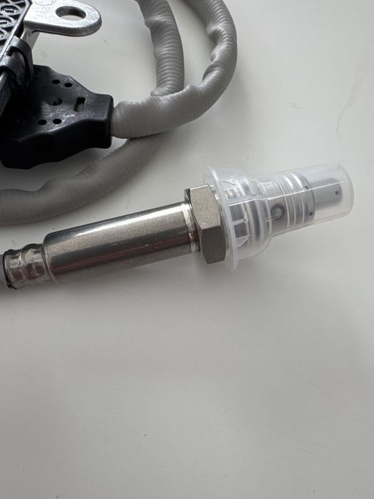 Czujnik nox VW 04L907805BQ Superb Karoq Q2 Ateca Golf VII