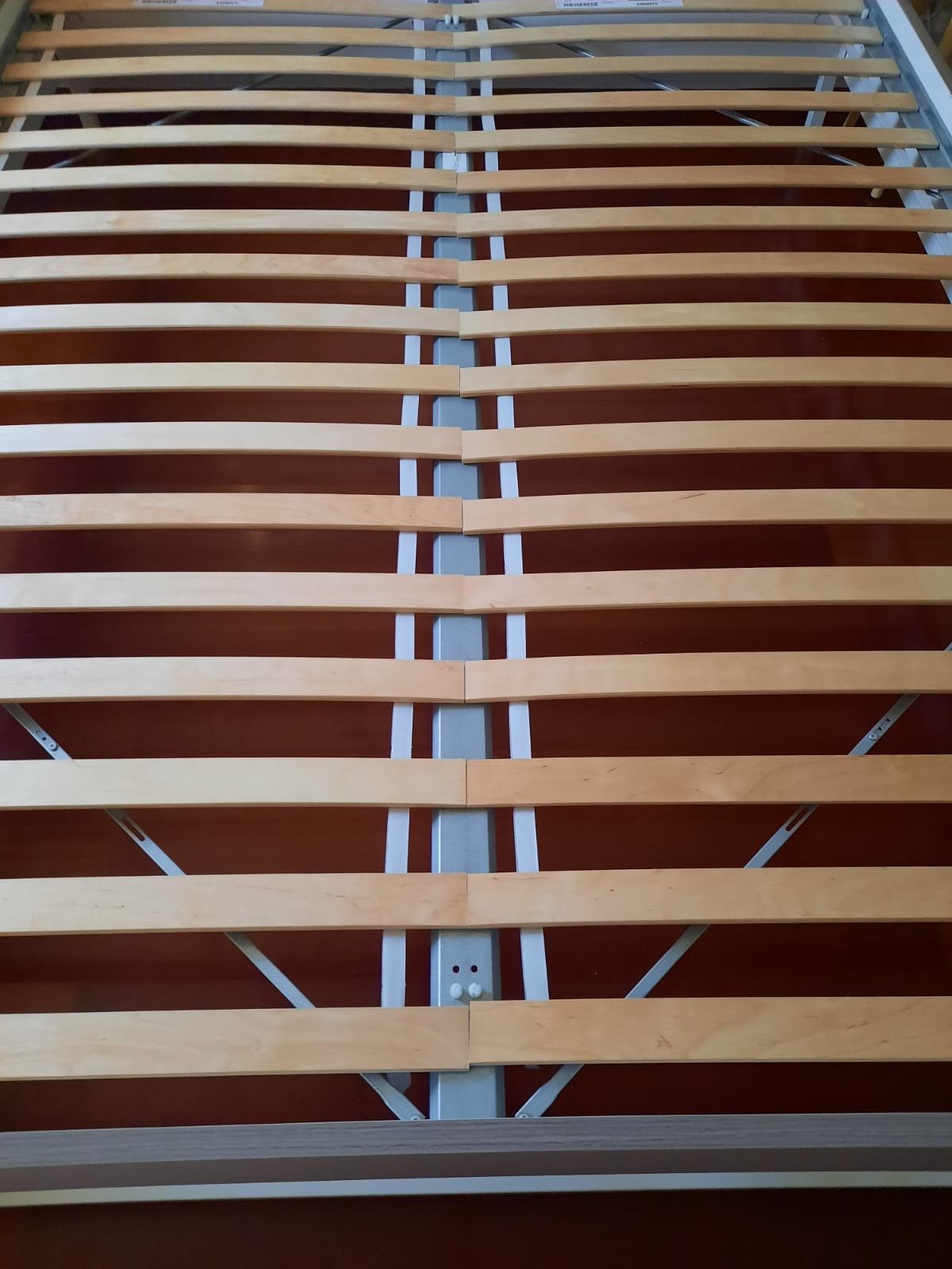 Cama casal do ikea  160/200cm