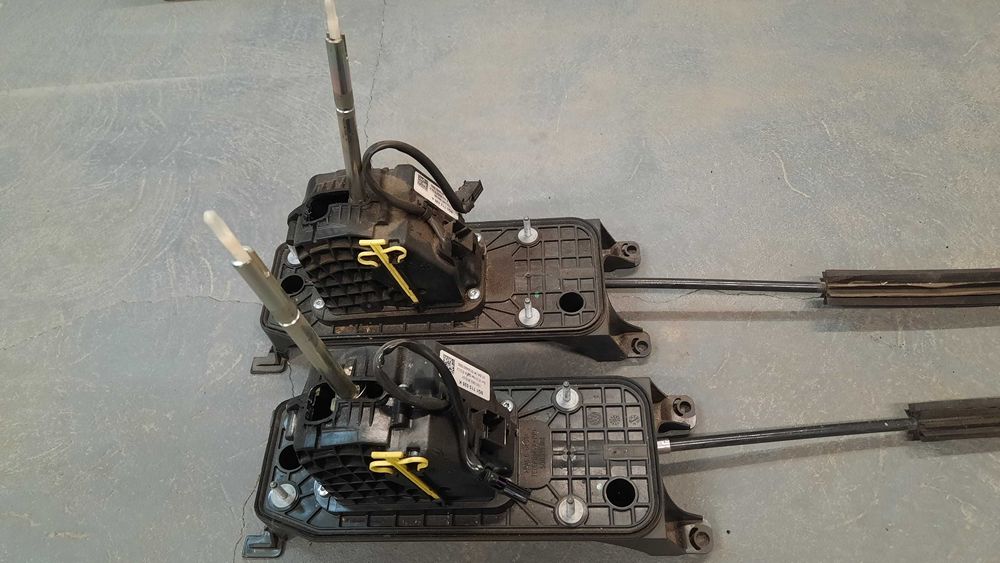 Куліса з тросом перемикання МКПП DSG  Шкода Октавия А7 VW Гольф 7
