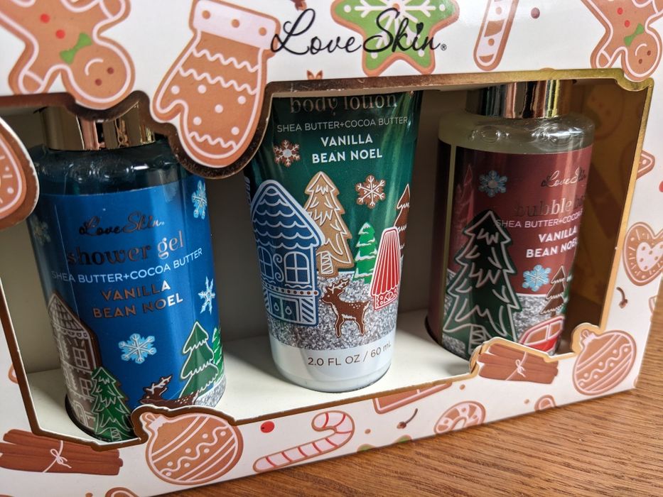 Kosmetyki do kąpieli Love Skin - zestaw prezentowy