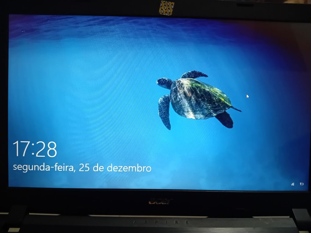 Portátil acer aspire 3