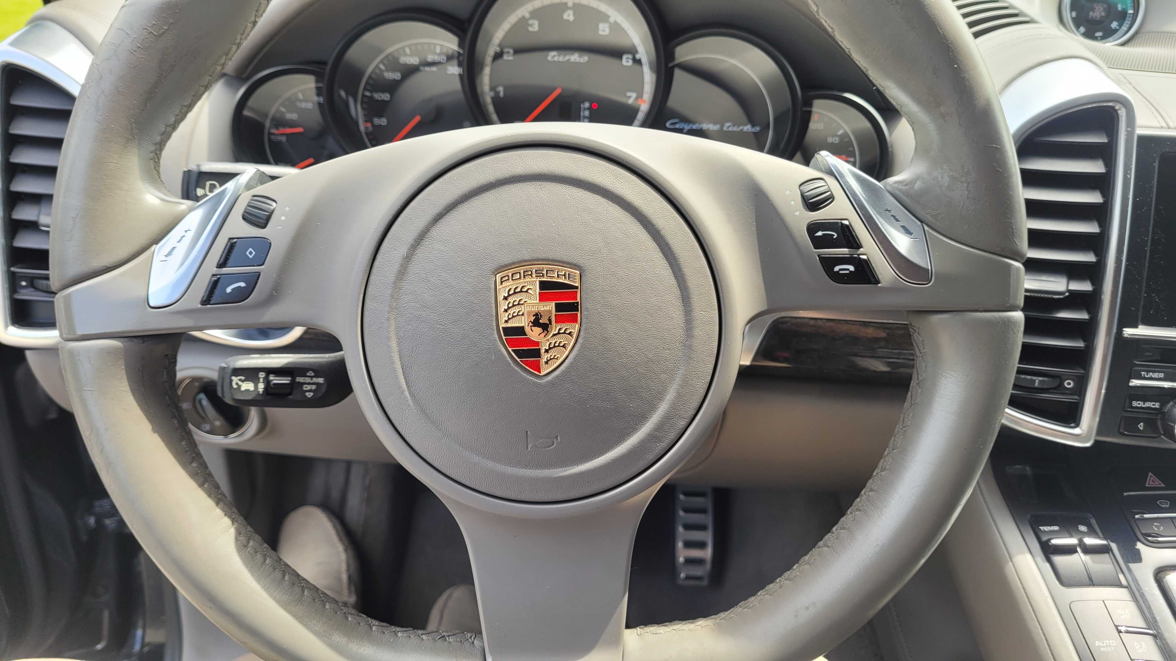 Продам Porsche Cayenne turbo