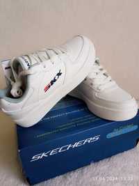 кросівки Skechers  32р