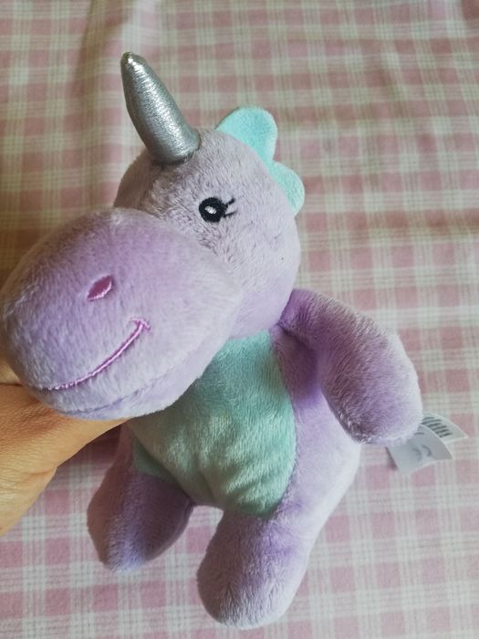 Peluche unicórnio roxo