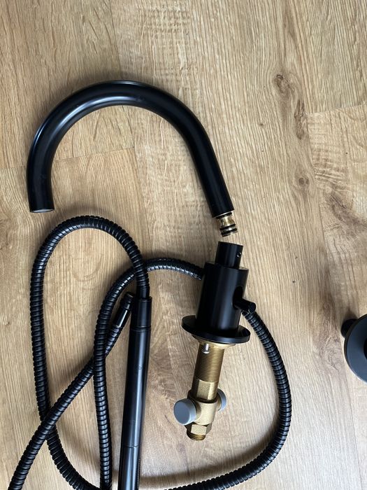 Omnires Y bateria wannowa 4-otworowa Y1232BL czarna