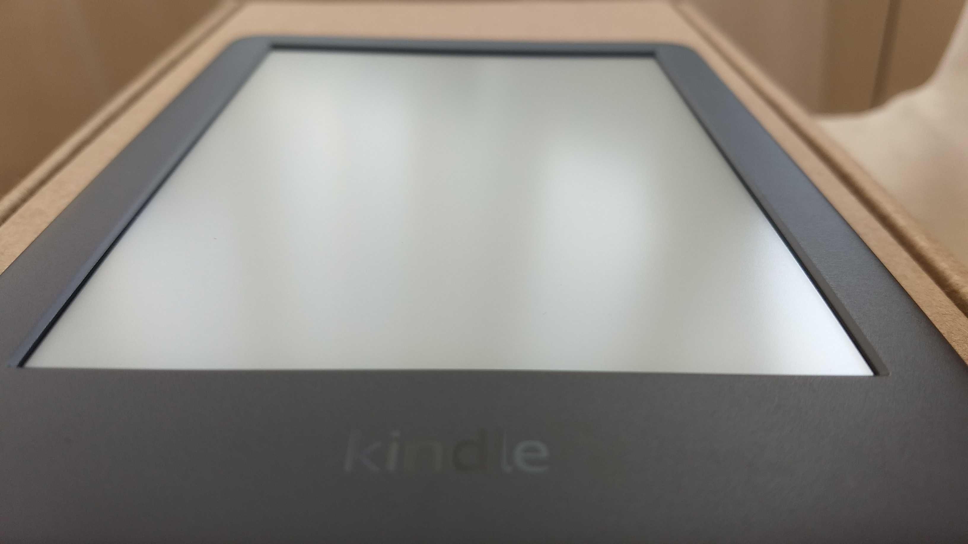 Электронная книга Amazon Kindle All-New 10 Gen. с подсветкой