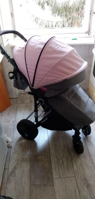 Spacerówka dla dziewczynki