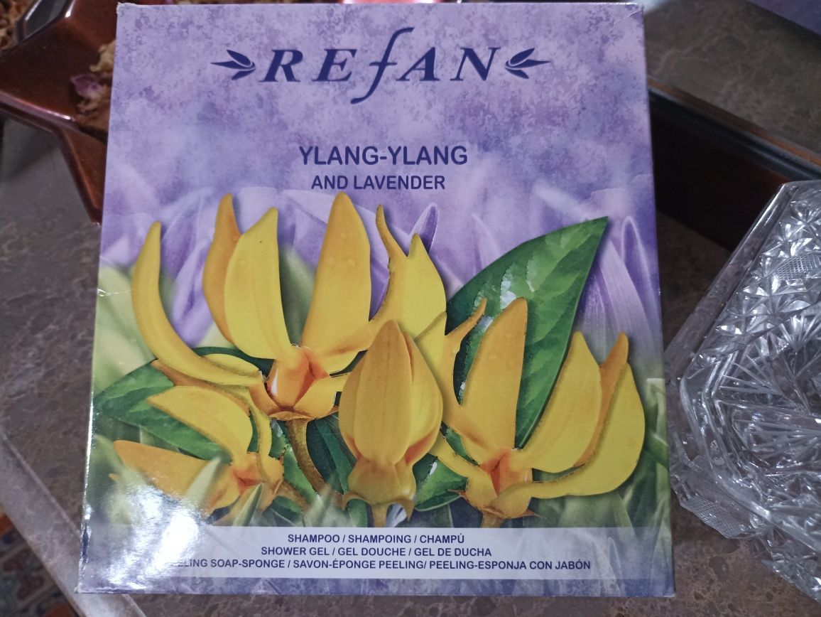 Conjunto de viagem com esponja esfoliante com sabão natural de al