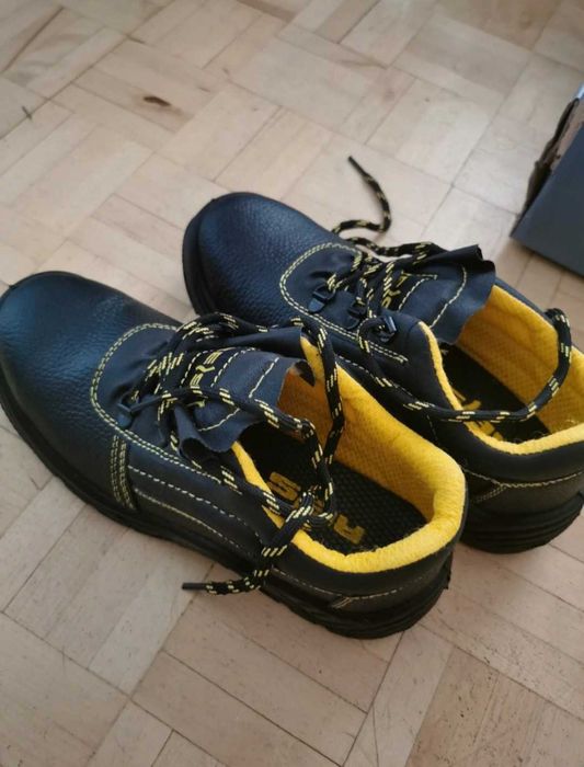 Buty robocze trapery żółto czarne Nowe 39