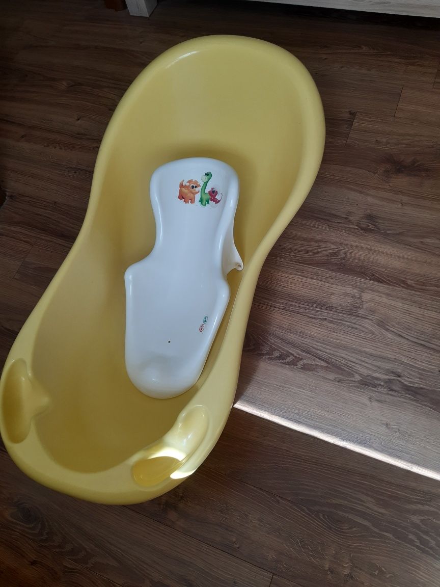Дитяча ванночка з підставкою для миття немовляти