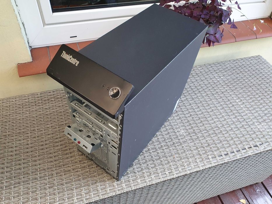 Jednostka PC zdekompletowana