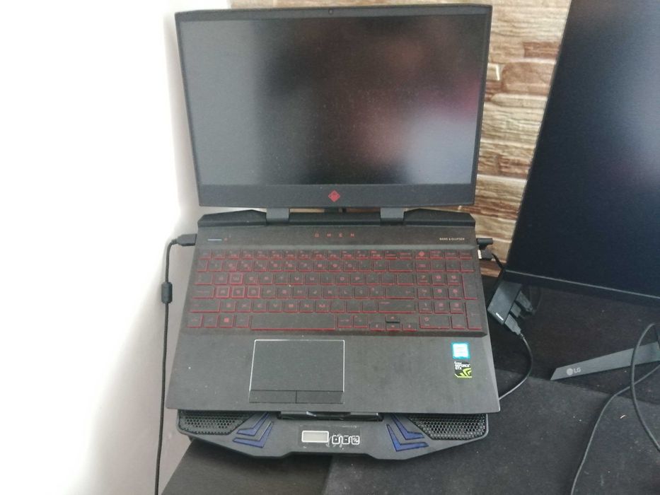 HP ome gaming portátil