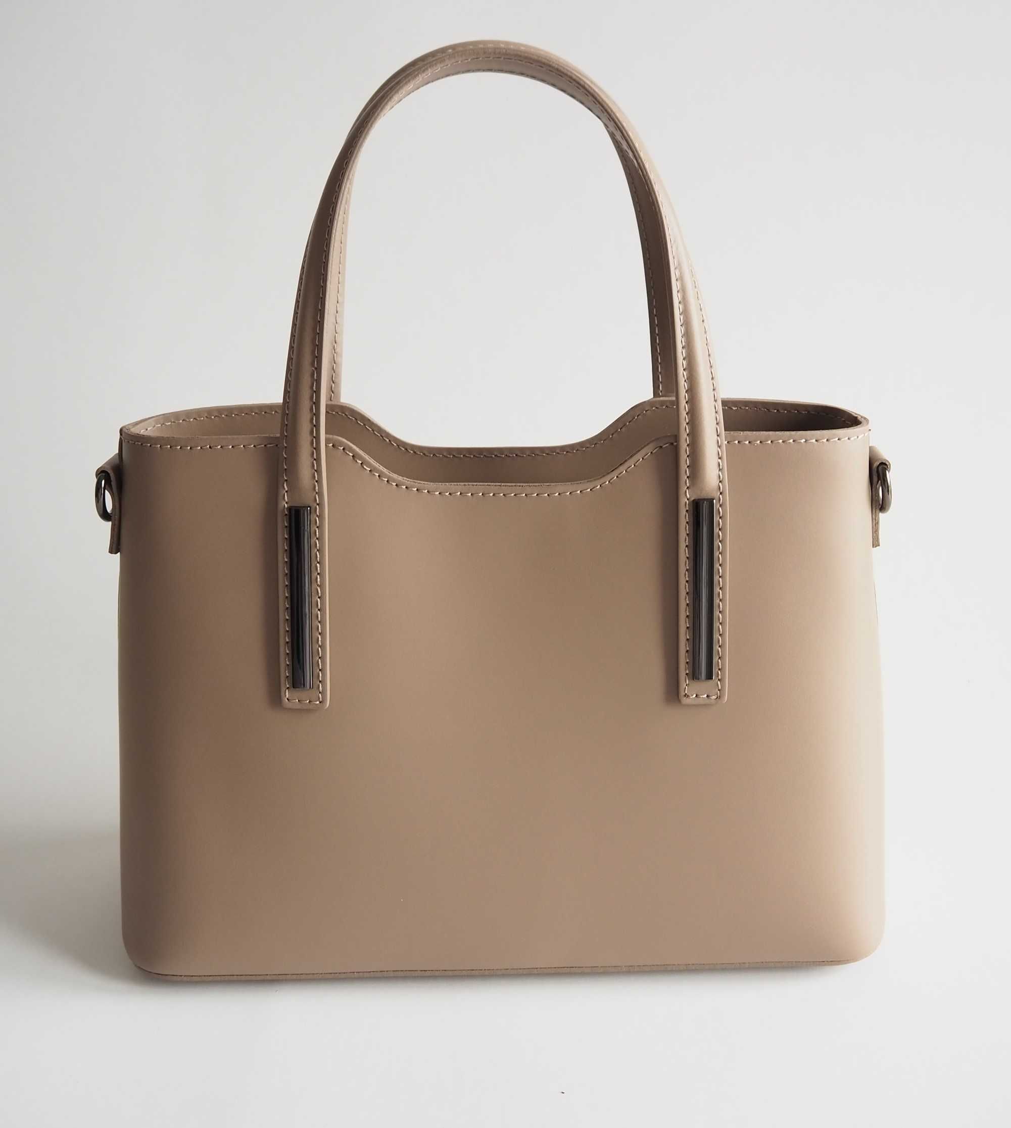 Bolsa de couro genuíno taupe para mulher fabricada na Itália