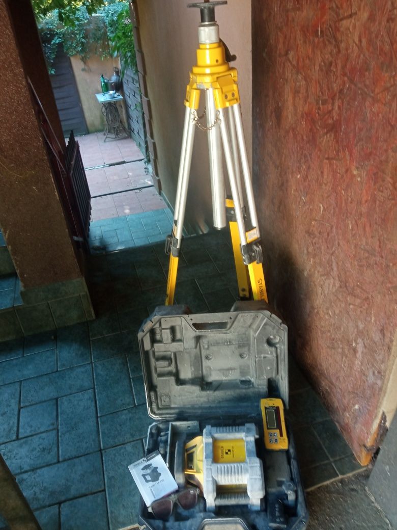Profesjonalny niwelator laserowy Stabilla Lar 250