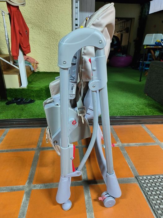 Cadeira de refeição de bebé e criança