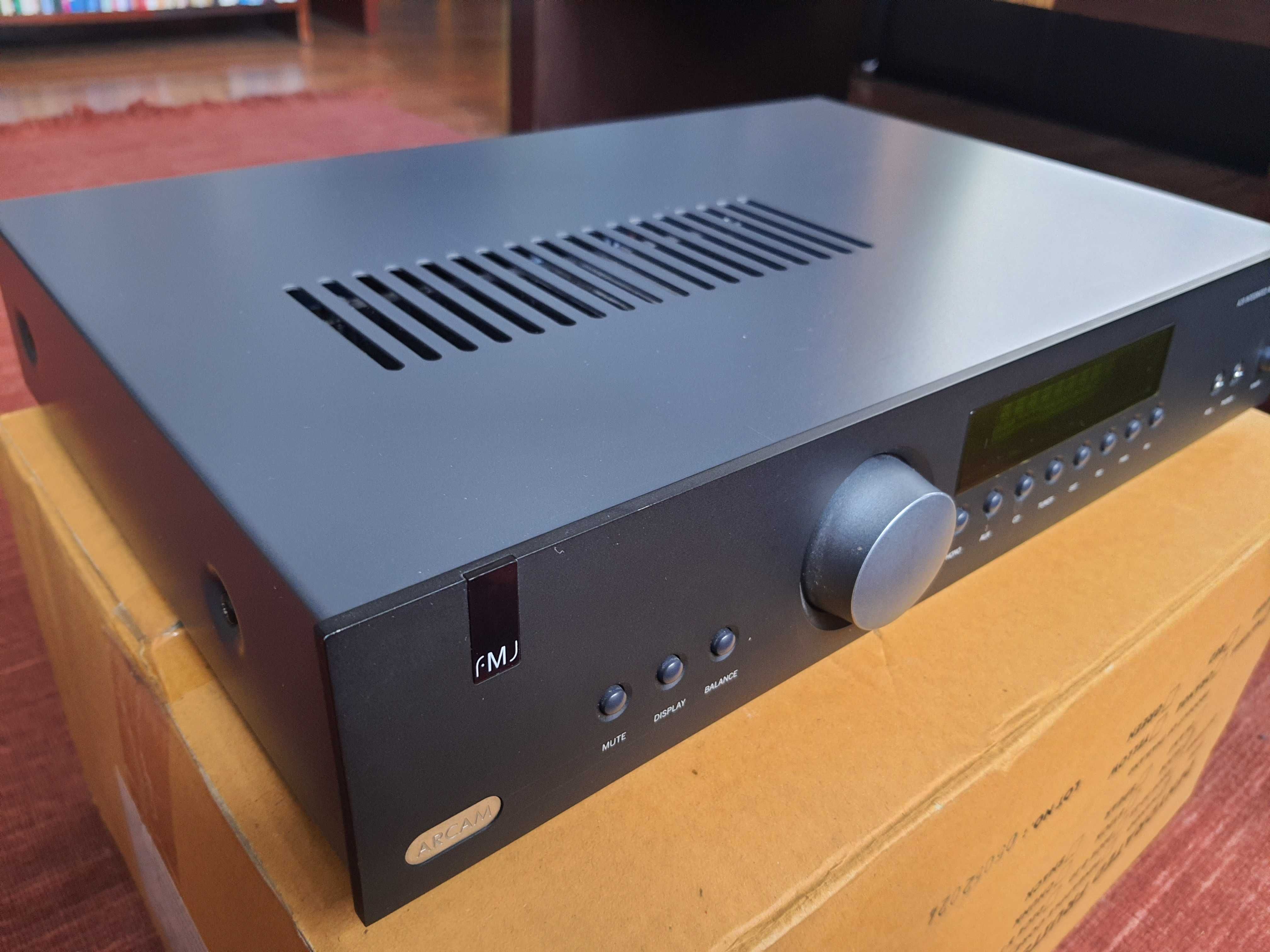 doskonały klasyczny wzmacniacz stereo Arcam FMJ A19