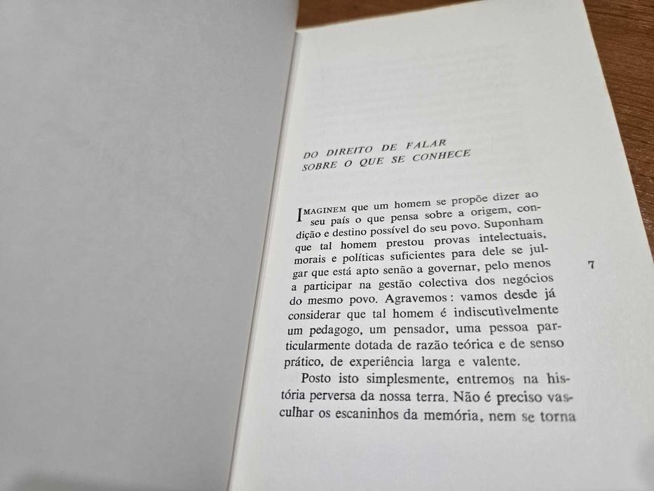 Quatro Semanas em Outubro, Alberto Ferreira