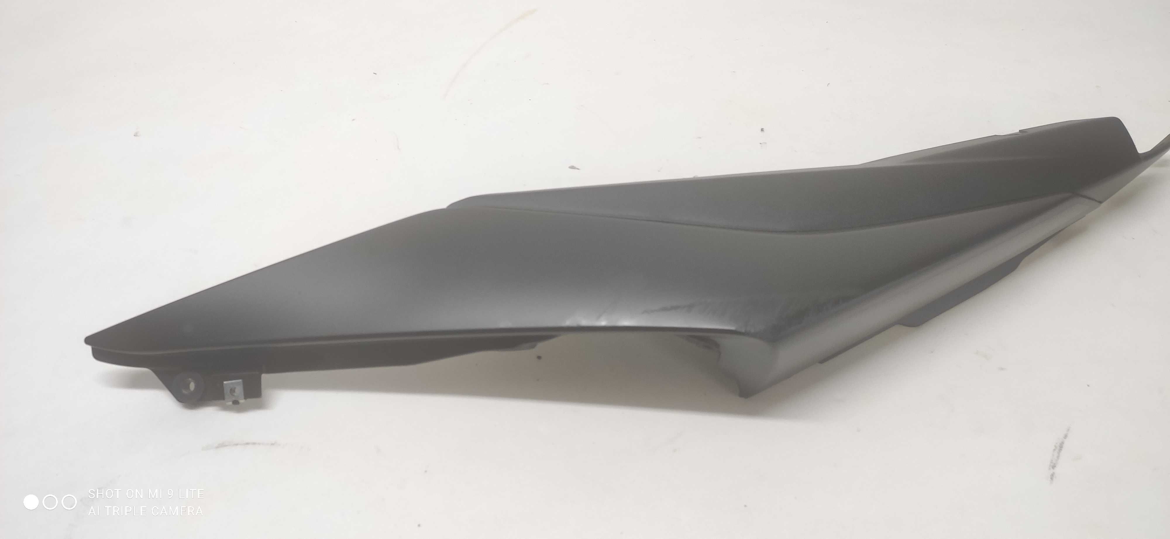 YAMAHA YZF-R3 YZF R3 Ogon Zadupek Owiewka Prawa Tylna Tył 19+