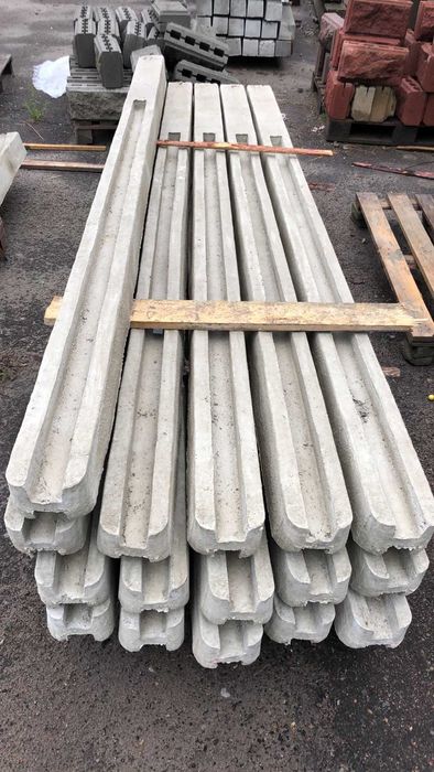 стовпчики під плити бетонніі,стовпчики під сітку, виноградні стовпи