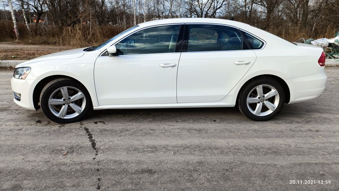 Volkswagen Passat b7 se 1,8 л 2015 usa