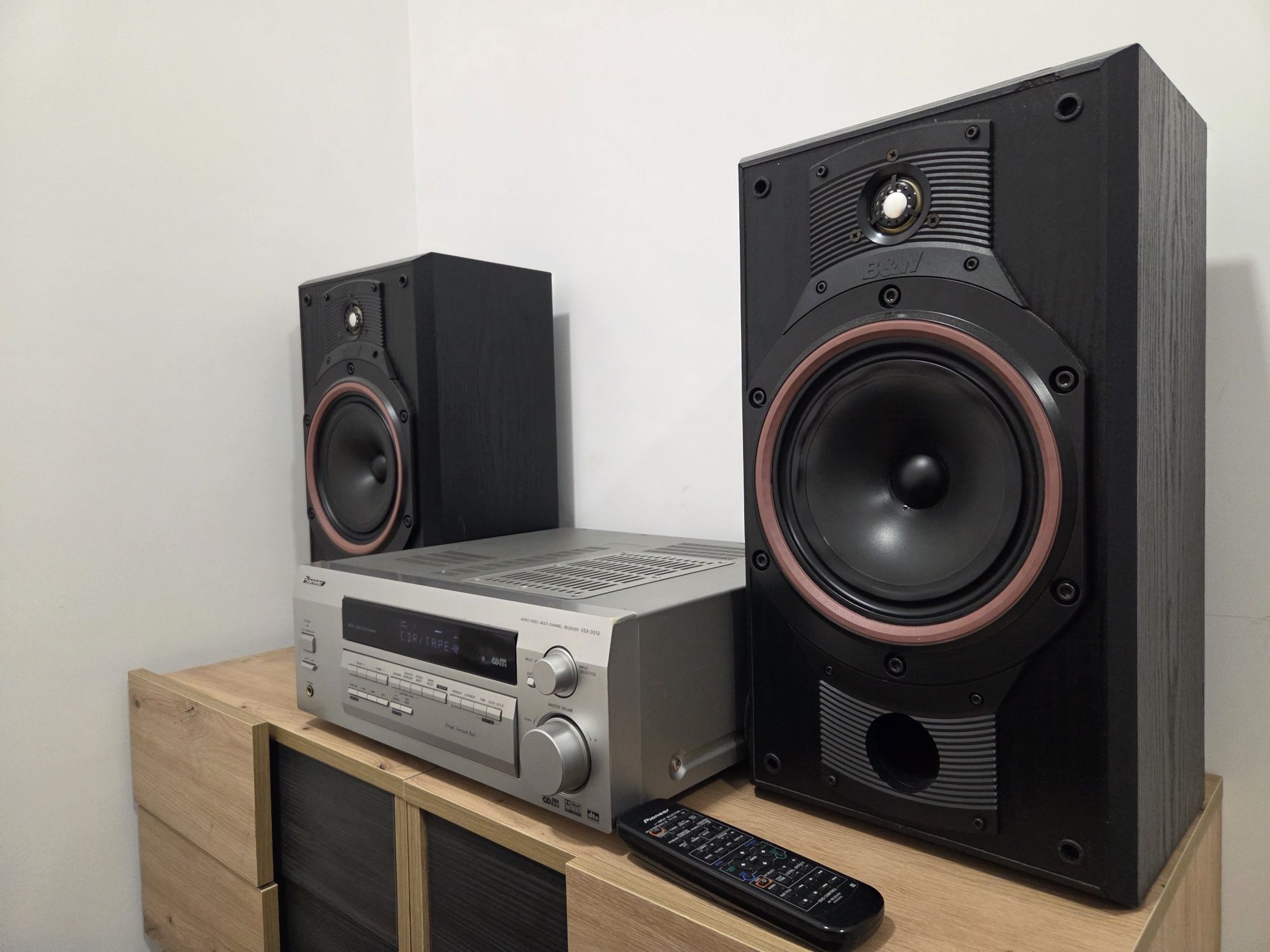 Głośniki monitory B&W DM310 + wzmacniacz Pioneer VSX-D512