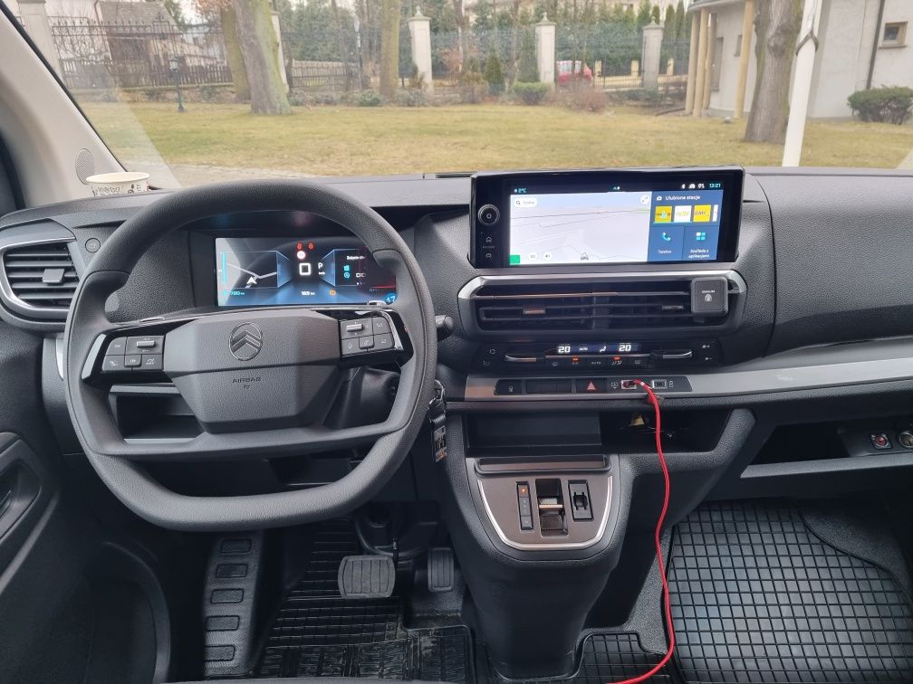 Wynajem Busów 9 osobowych  2025r 2L Citroen SpaceTourer 180 koni  Auto