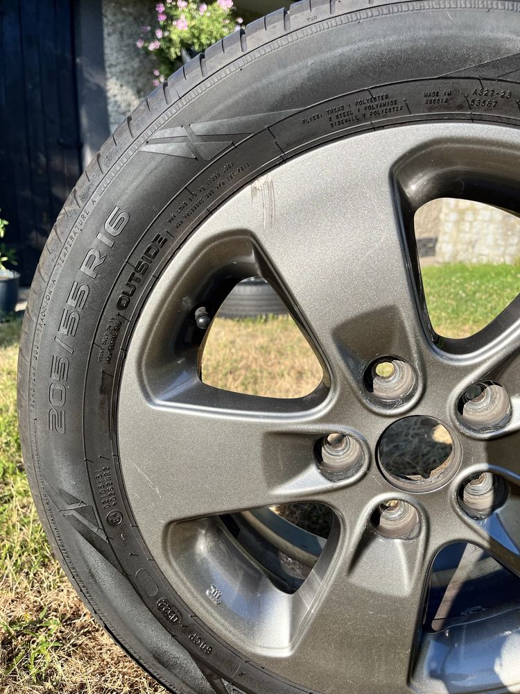 Opony+felgi 16' Kia Ceed