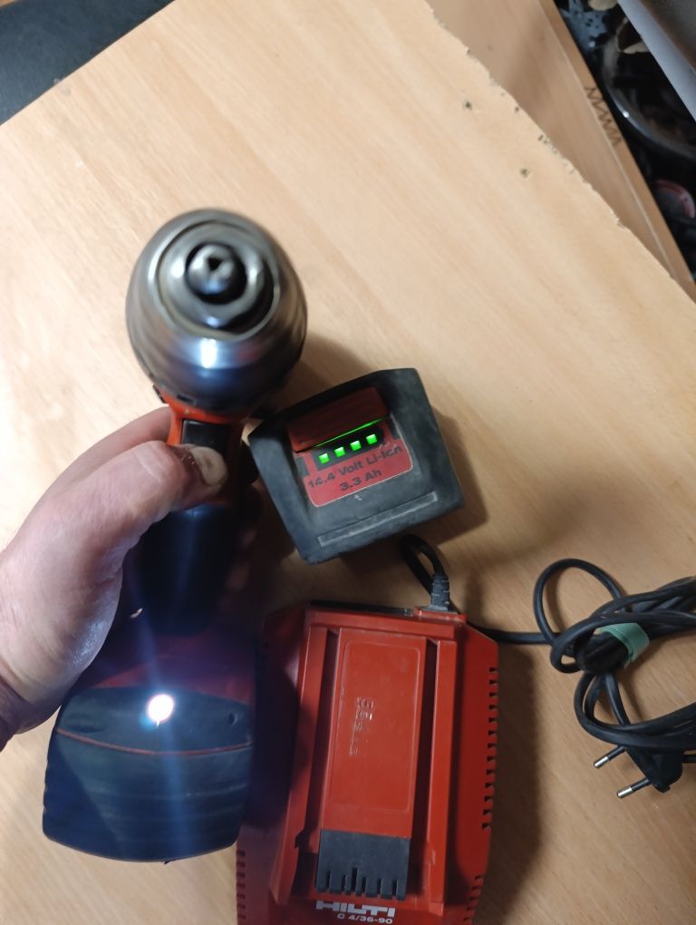 Продам шуруповерт Hilti SF 14A і тушки шуруповертів Hilti