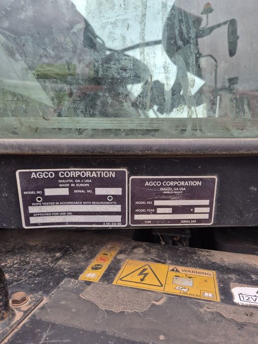 Продам трактор Challenger mt685d