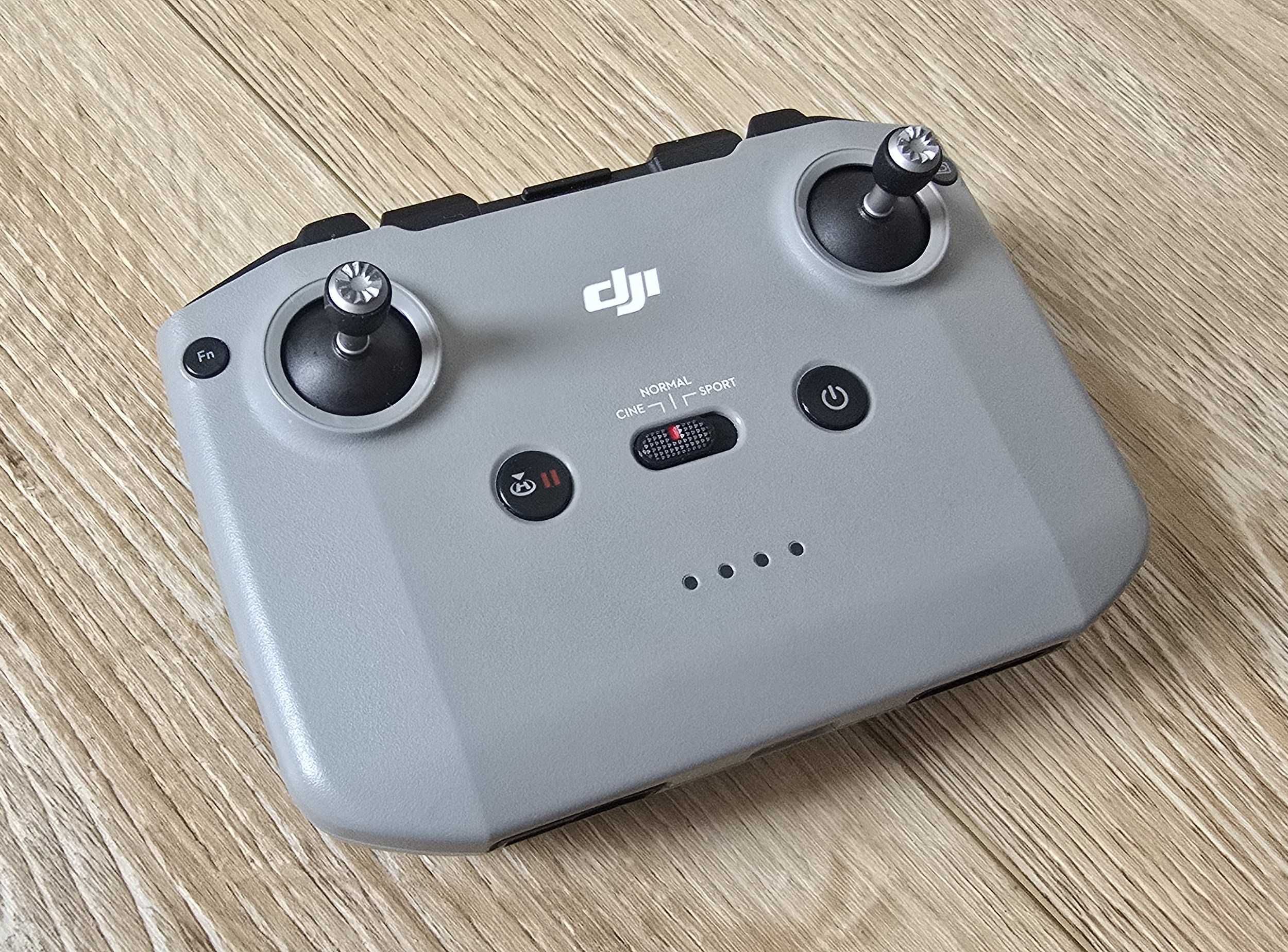 Kontroler DJI RC-N1 Pilot