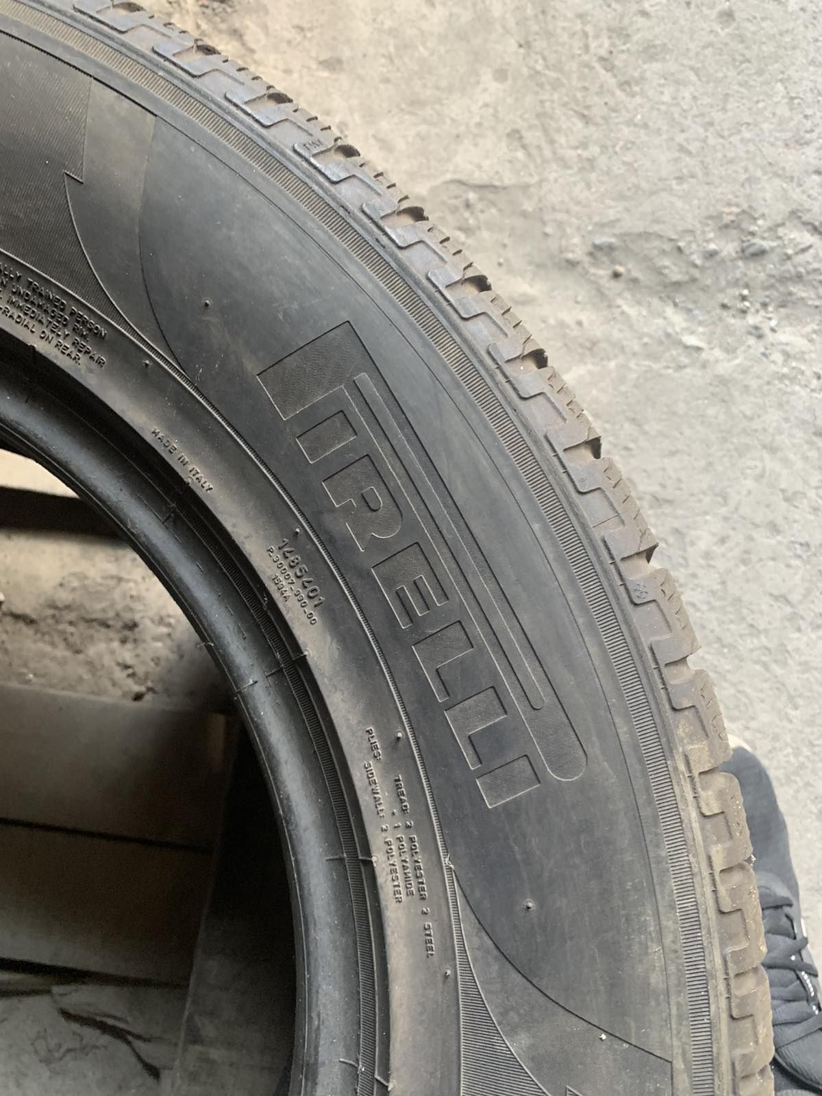 235.65.17 Pirelli 2шт БУ склад шины резина из Европы R17 235/65