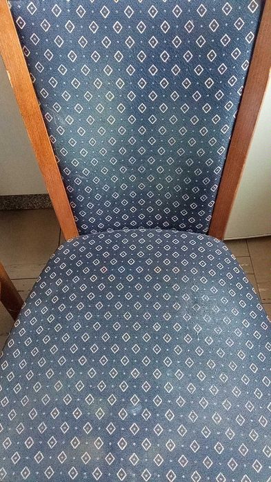 Krzesło Bawaria DKRS 2, drewniane, tapicerowane, solidne