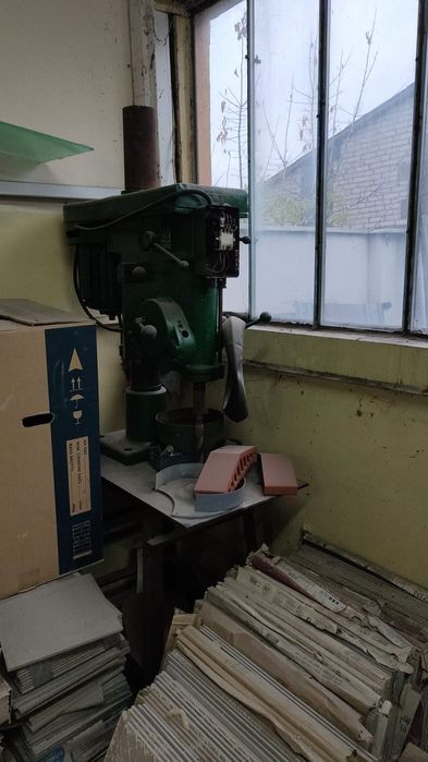 Wiertarka słupowa stołowa