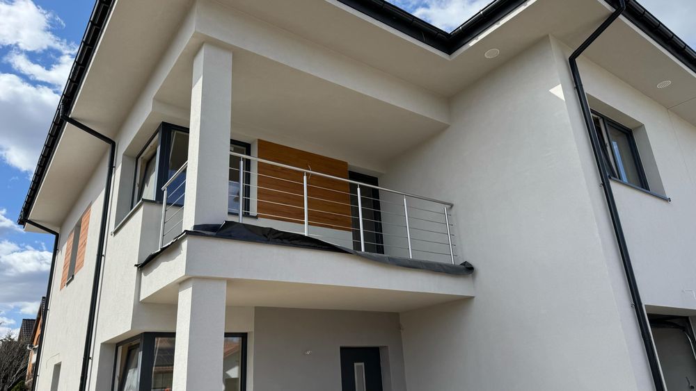 Balustrady nierdzewne zabezpieczenia okienne
