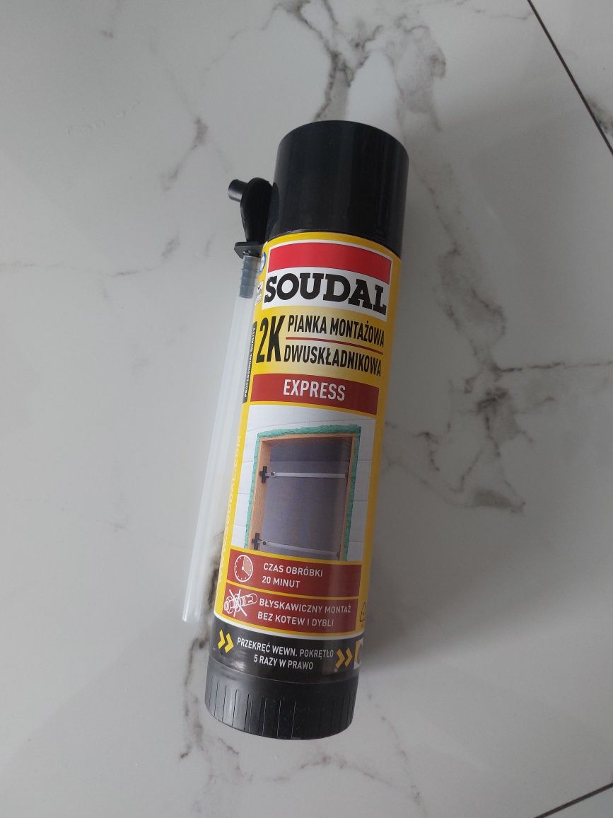 Pianka montażowa, Soudal