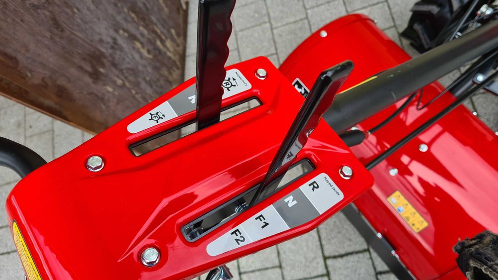 Wynajmę Glebogryzarke Spalinową z Napędem CEDRUS 54 Separacyjna