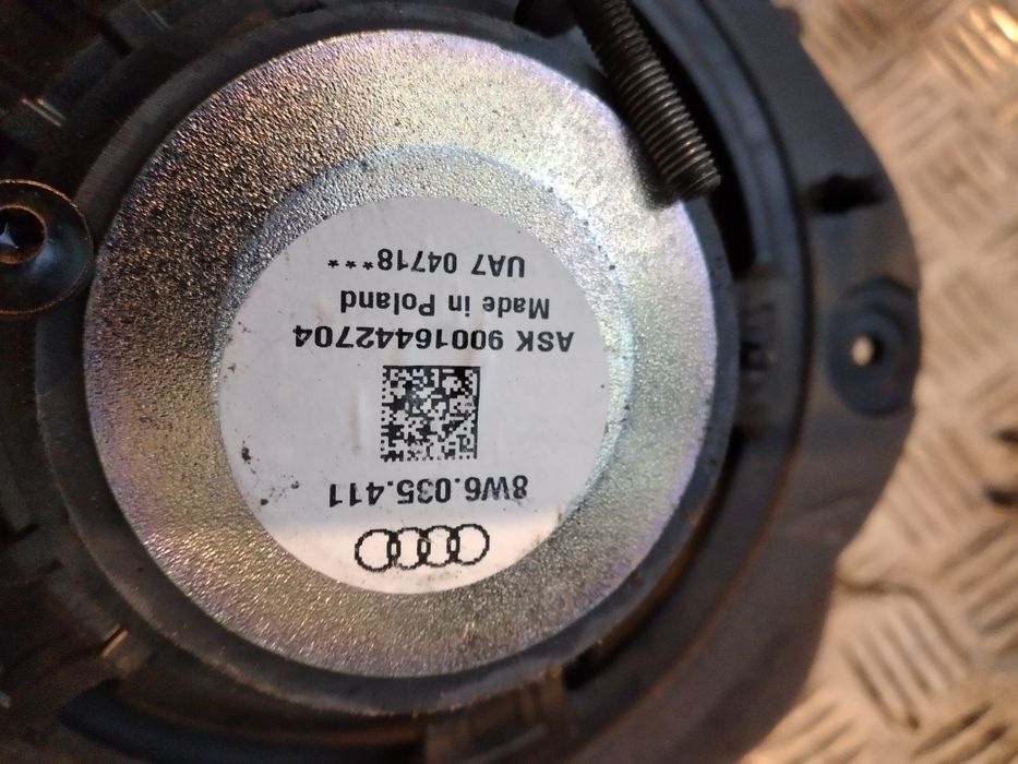 Audi a5 8w głośnik niskotonowy