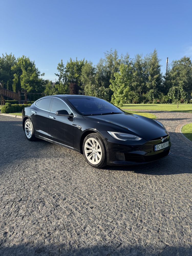 Продам Tesla model S