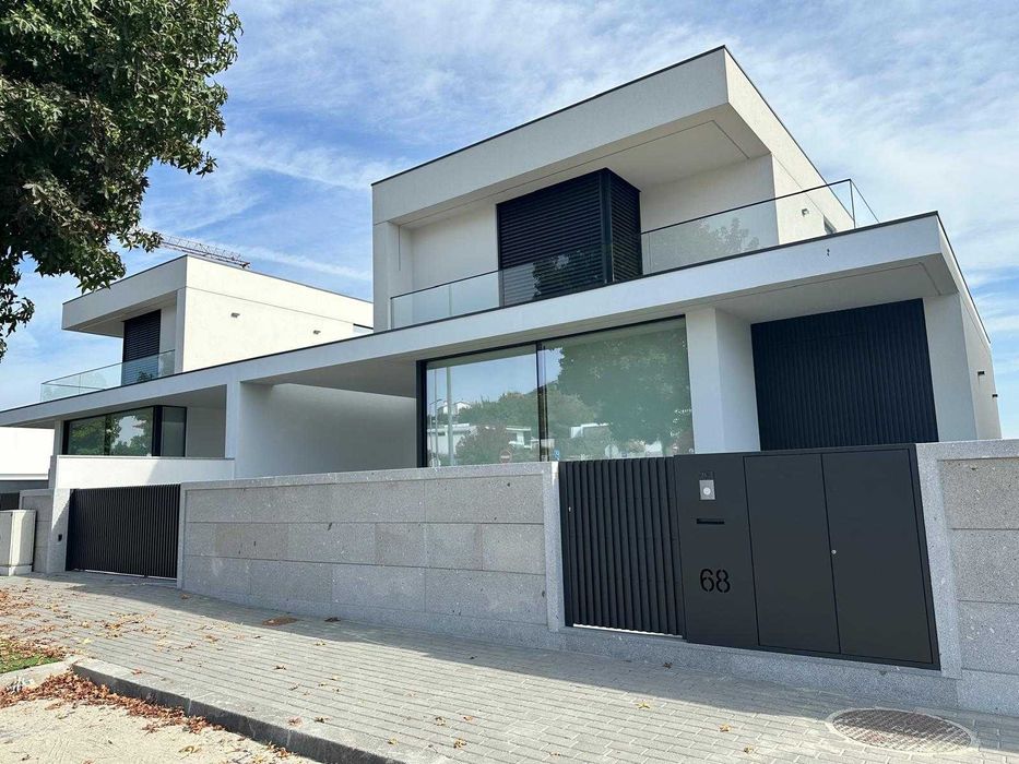 Venda de moradia T3 em Freamunde, Paços de Ferreira