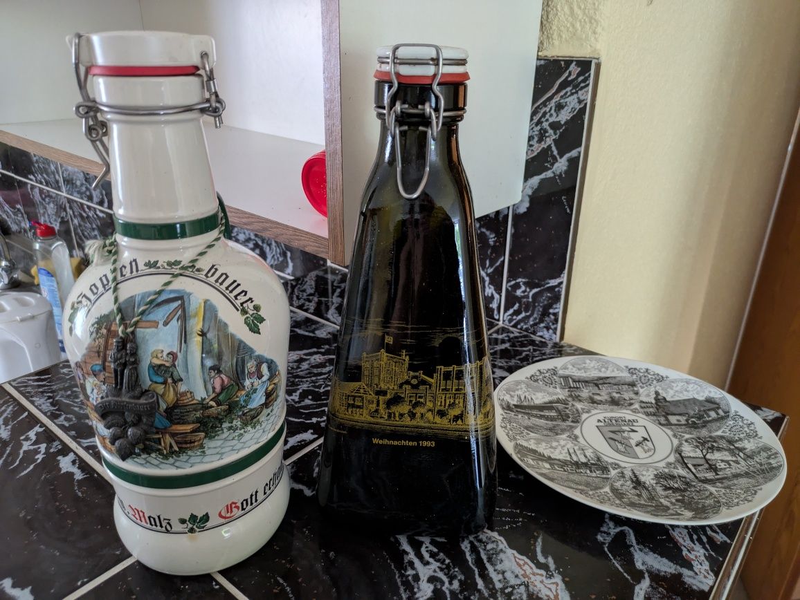 Oddam ozdobne butle i talerz