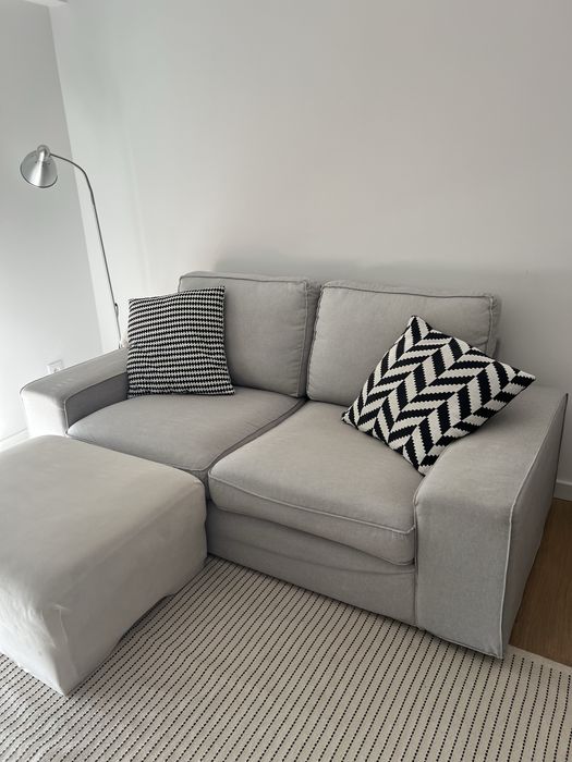 Sofa ikea 2 lugares cinza claro