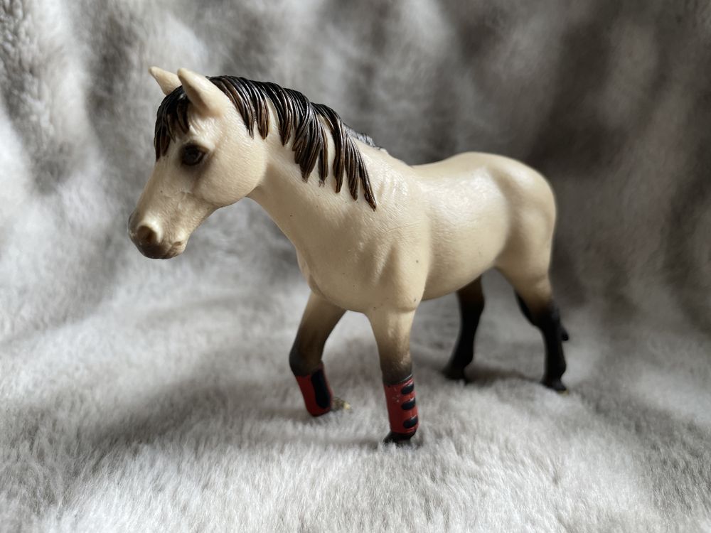 Figurka koń Schleich