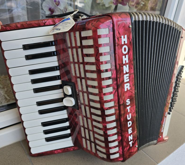 Akordeon HOHNER Student 48 basów, idealny dla początkujących! Gwarancj