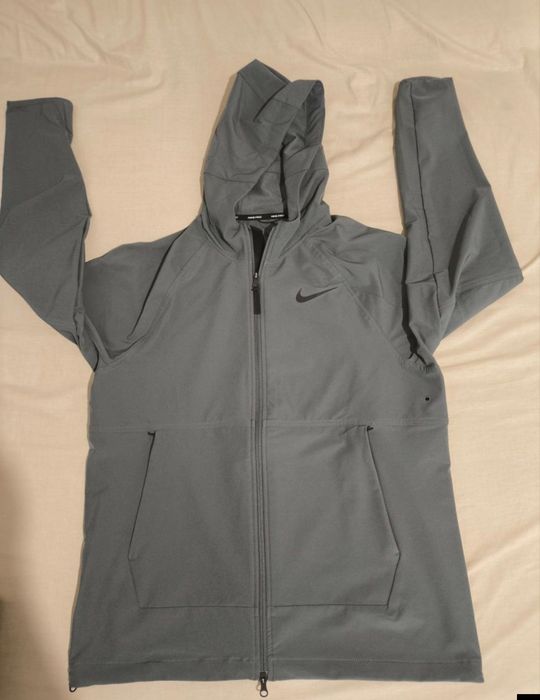 Nike Pro Flex Vent Max Winterized Athletic Training Full-Zip Jacket