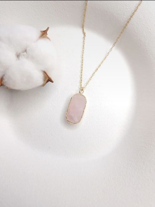 naszyjnik z kwarcem różowym kwarc kryształ górski stal ze stali