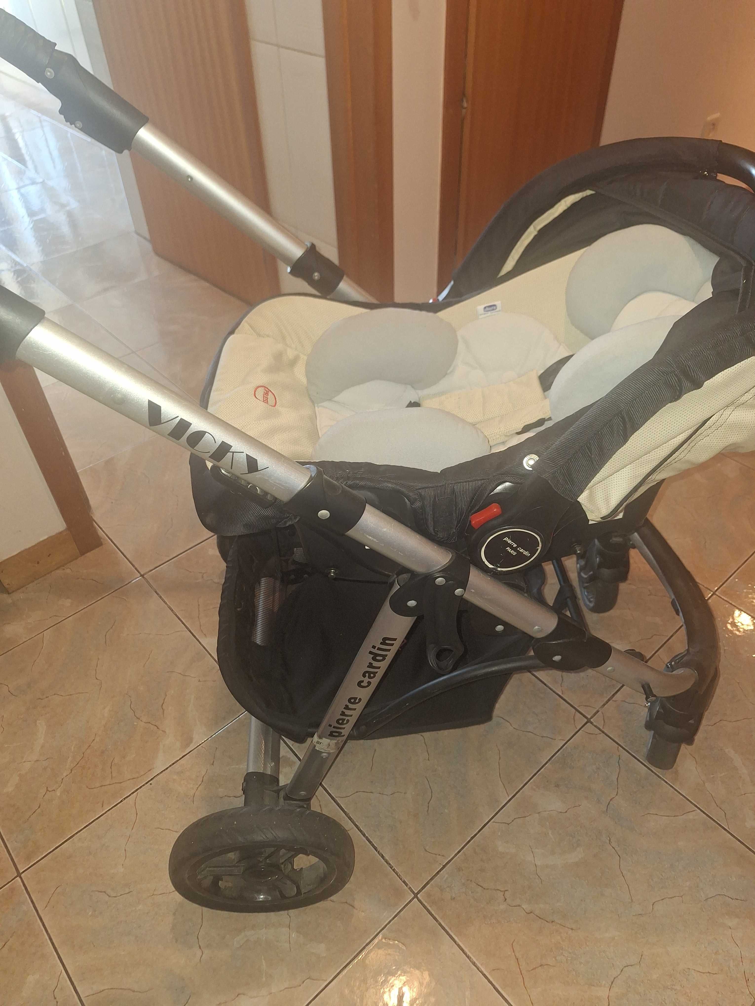 Carrinho de bebé + Ovo - Pierre cardin Vicky - COMO NOVO