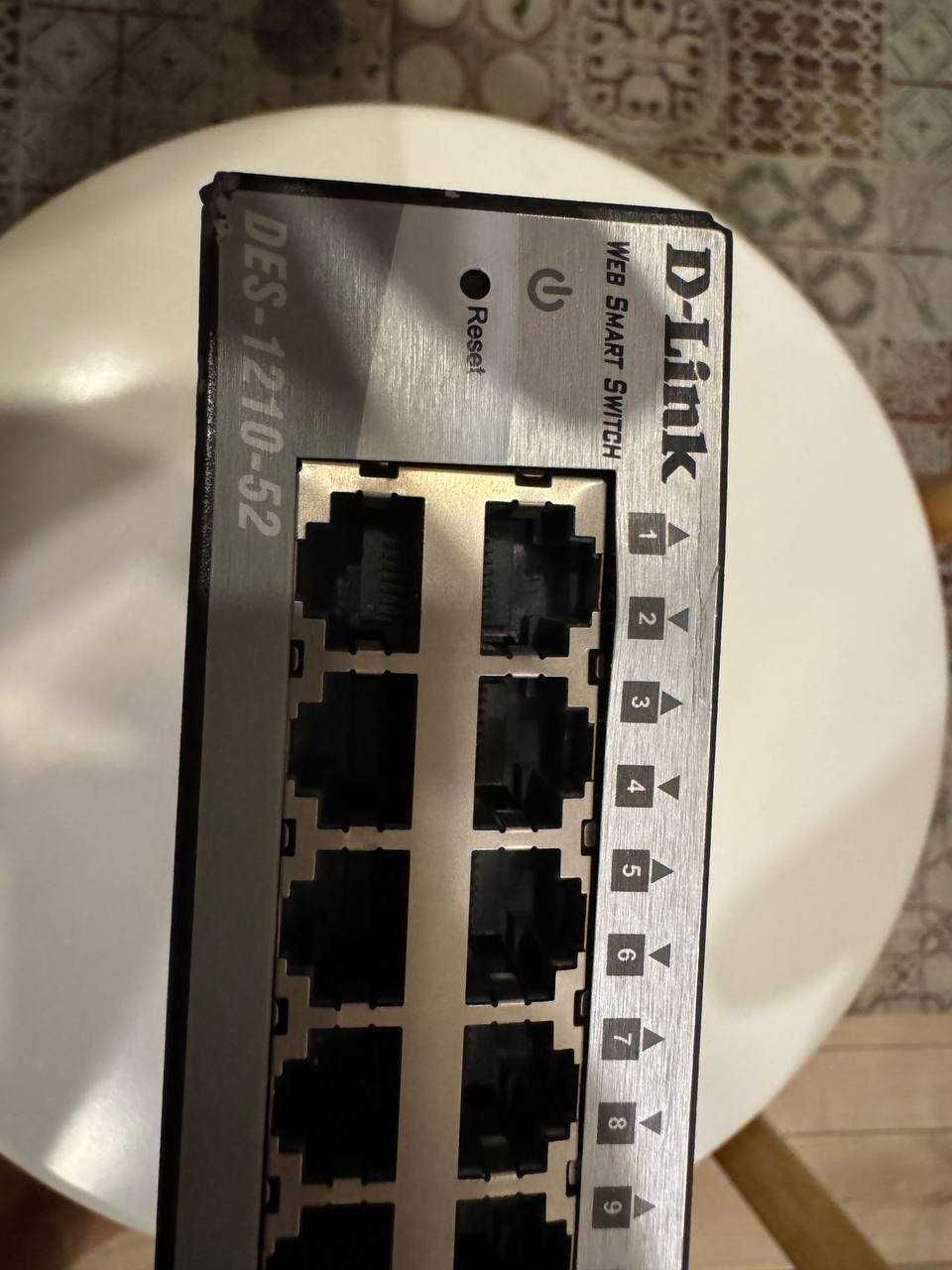 D-Link DES-1210-52 Комутатор керований 48 порт 100Base-TX.